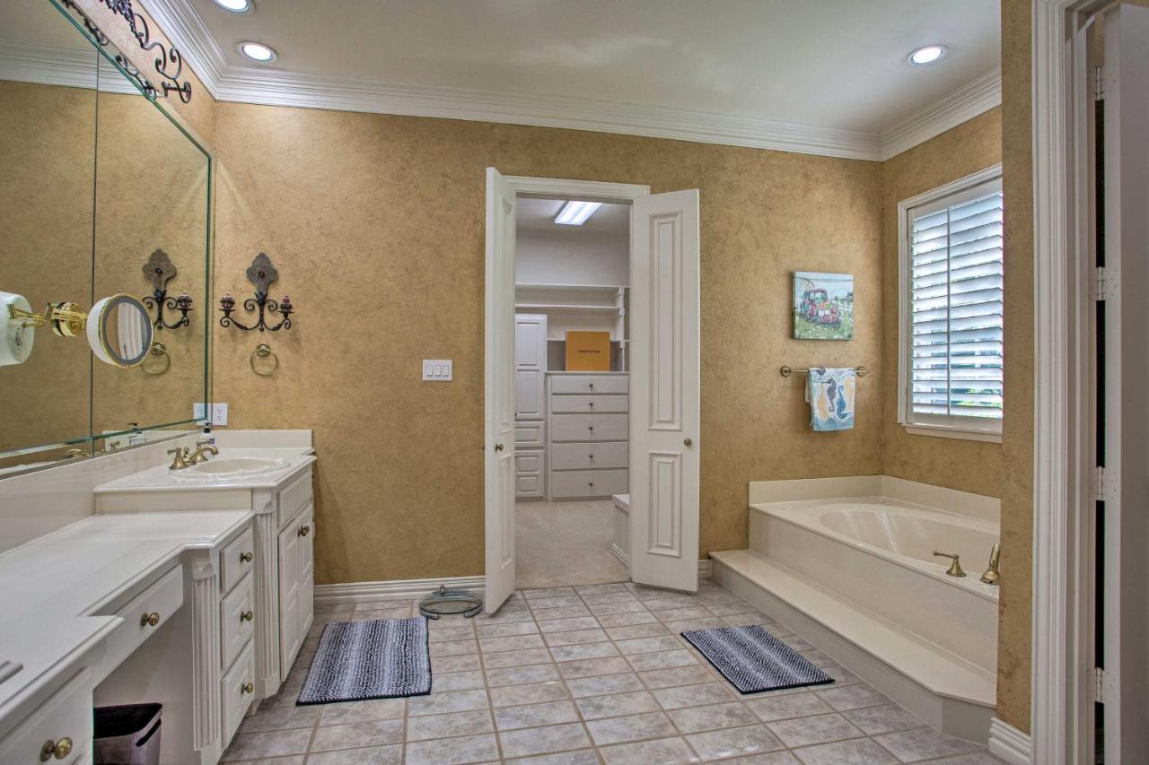 Lavish Celina Home With Patio And Game Room! Zewnętrze zdjęcie